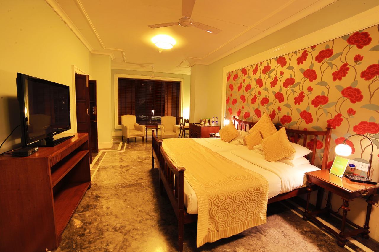 Palace Hotel - Bikaner House Mount Abu Exterior photo