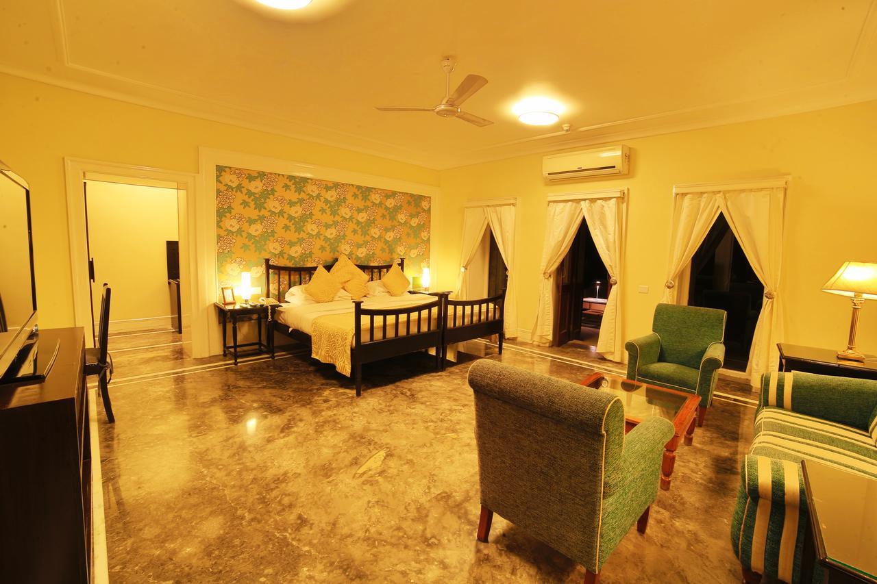 Palace Hotel - Bikaner House Mount Abu Exterior photo